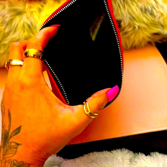 Brand new w tag YSL Beaute Red Pouch - Picture 8 of 9